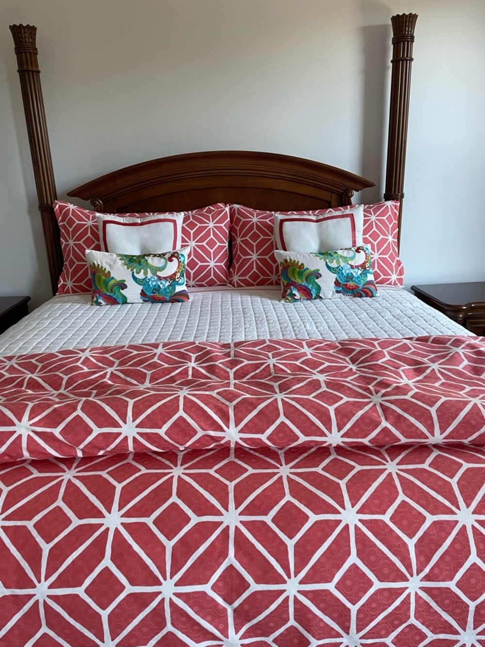 Coral Geometric Duvet and King Shams Set - Brand: Trina Turk